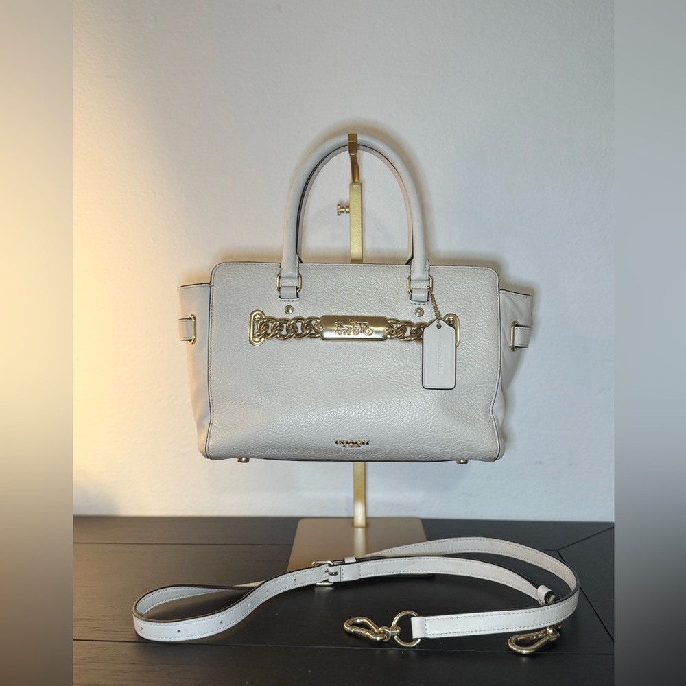 Coach Edie 31 Pebbled Leather Satchel Crossbody Tote Bag Chalk White Gold Chain